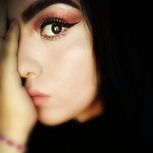 Meet your Posher, Yennifer